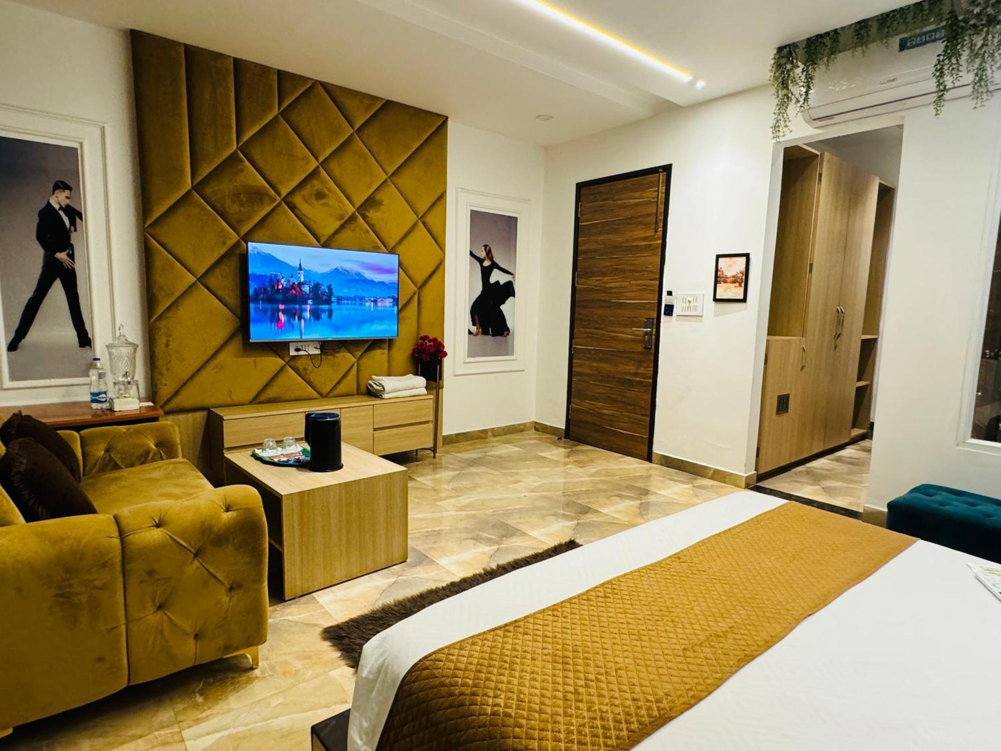 Holidayvilla & Suites Amritsar- Green Avenue Exteriör bild